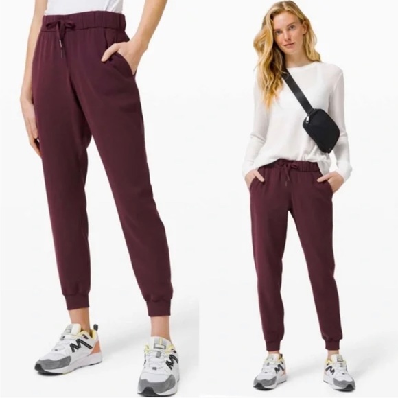 NWT Lululemon On The Fly Jogger Luxtreme in Sold Out Cassis - Picture 5 of 8